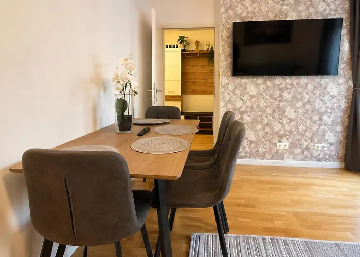 Apartamento 9-min To Center, 1br &1lr With Balcony, Tv & Wifi