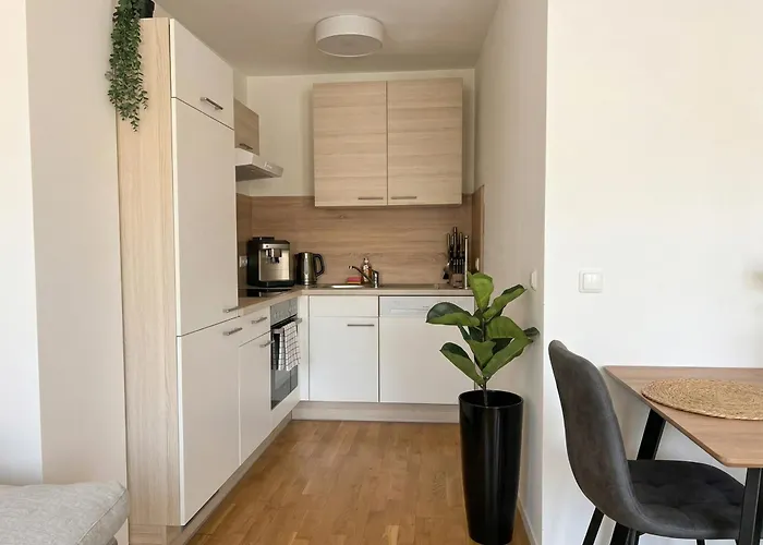 Apartamento 9-min To Center, 1br &1lr With Balcony, Tv & Wifi